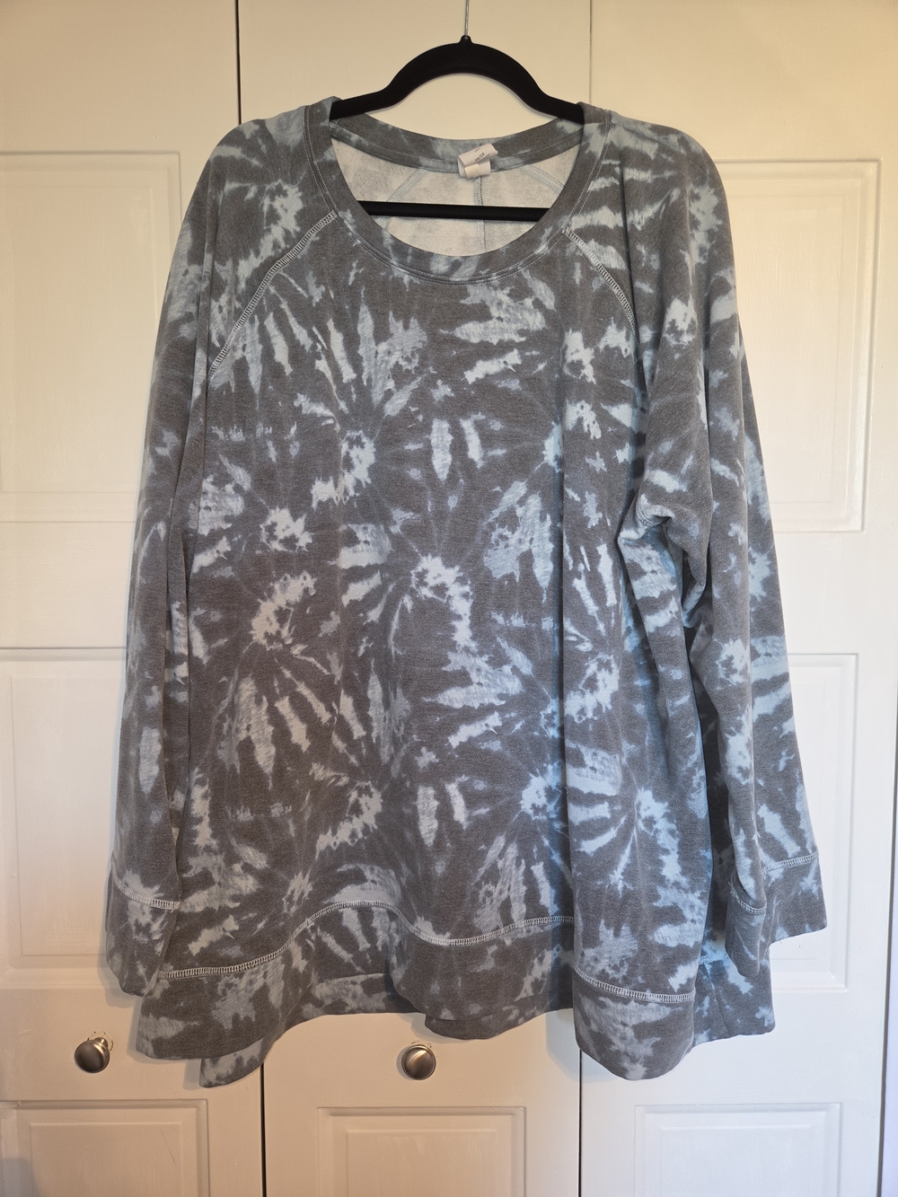 Lane Bryant Blue Tie-Dye Crew Neck Sweatshirt